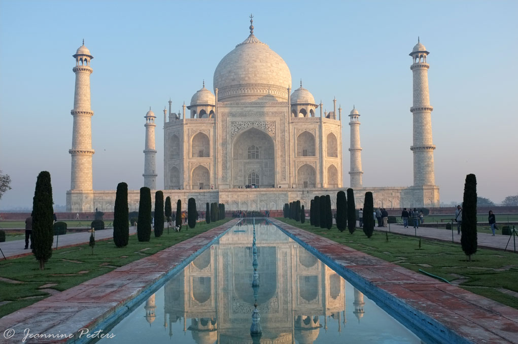 Agra, Taj Mahal (Sunrise)  [ © Jeannine Peeters]